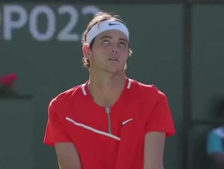 充满挑战的 充满挑战的