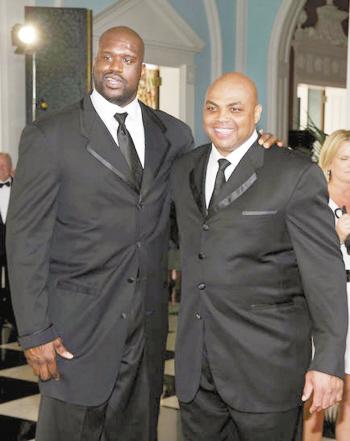 了沉重的负 了沉重的负