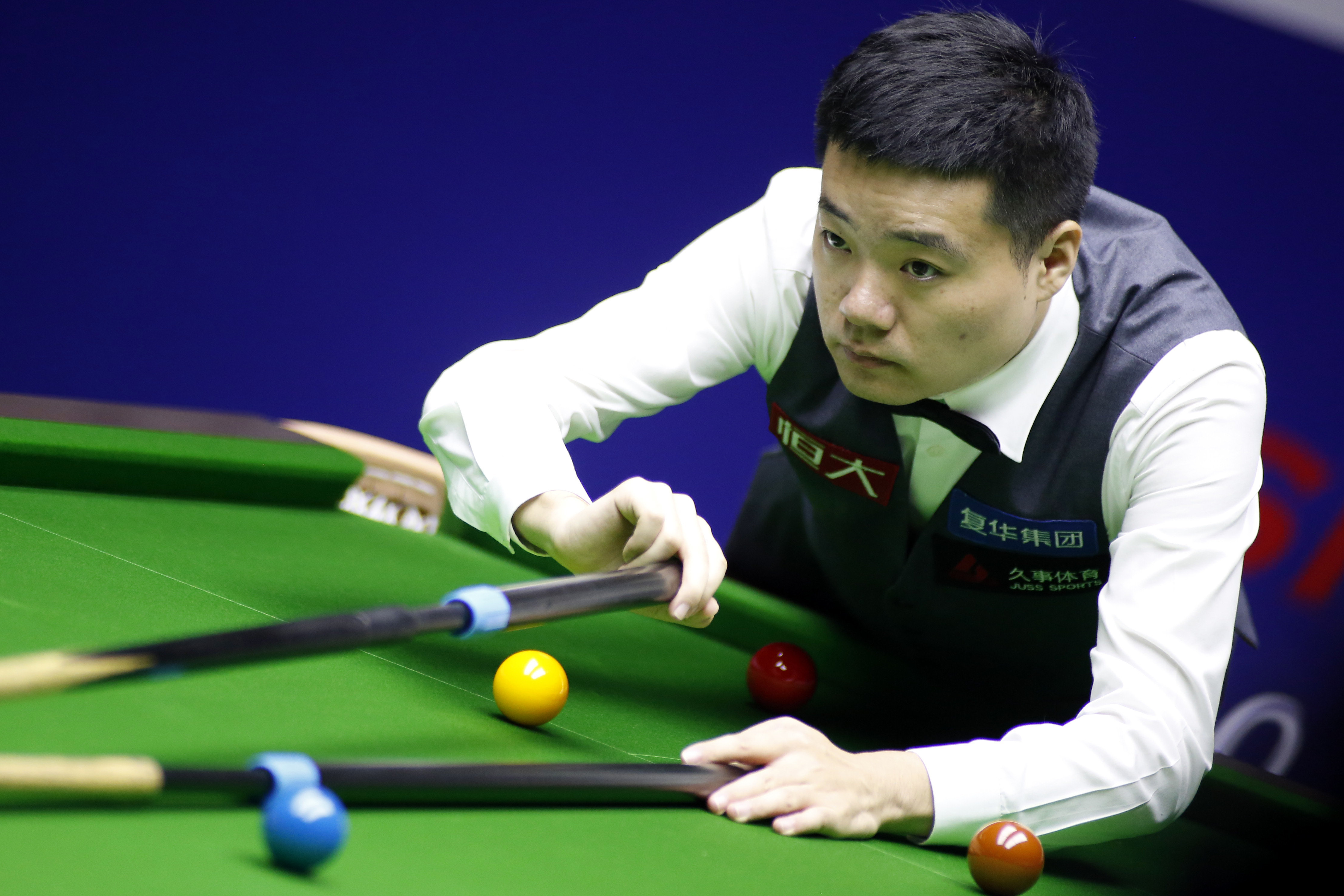 导与配合是 导与配合是