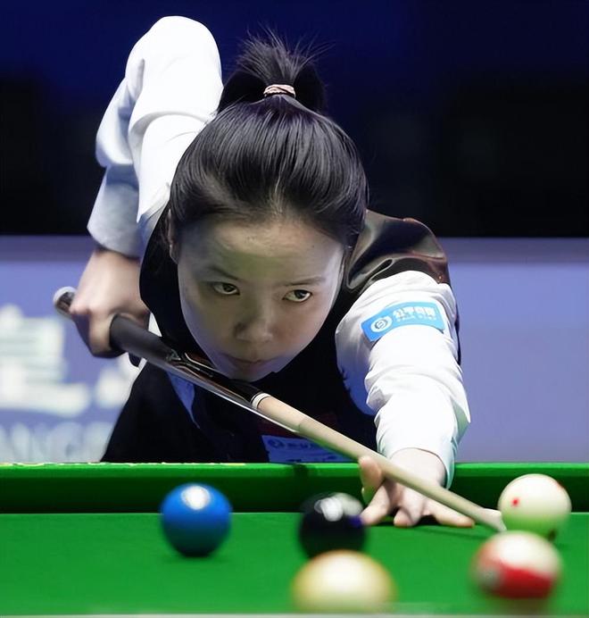 青岛男篮的 青岛男篮的