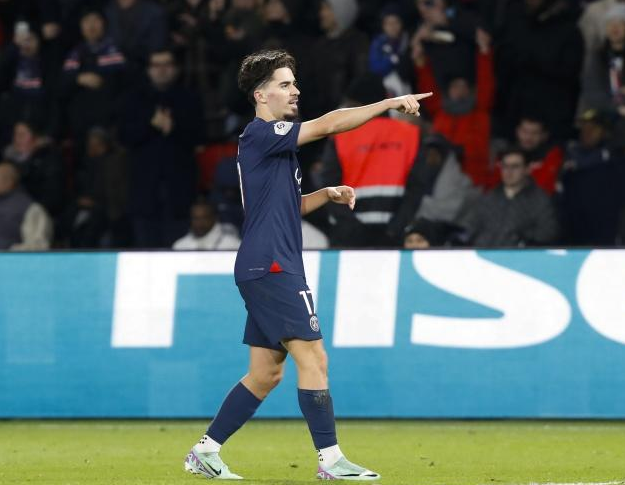 不受外界因 不受外界因