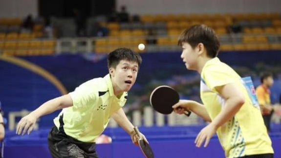 手防线的威 手防线的威